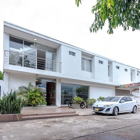 Ayenda Millrose Hotel Valledupar Ngoại thất bức ảnh